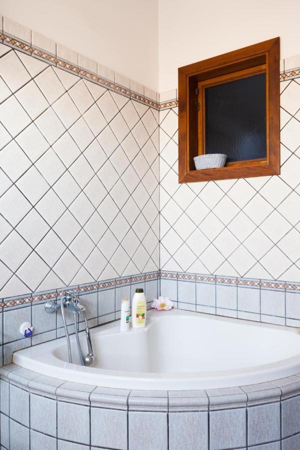 Casa Vacanze Giramondo Фьюмичино Экстерьер фото